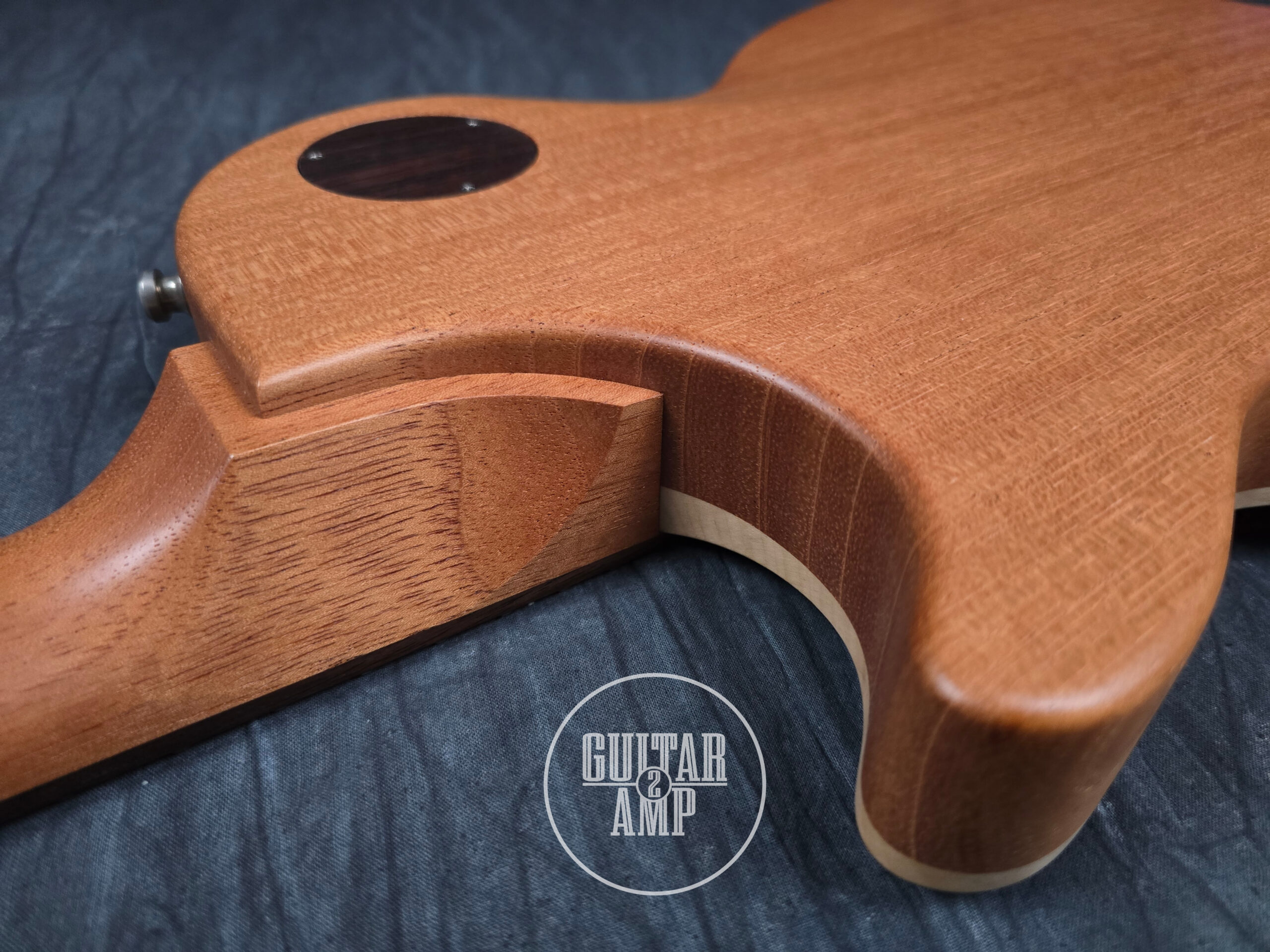 Nik Huber Orca – Faded Sunburst - Image 12